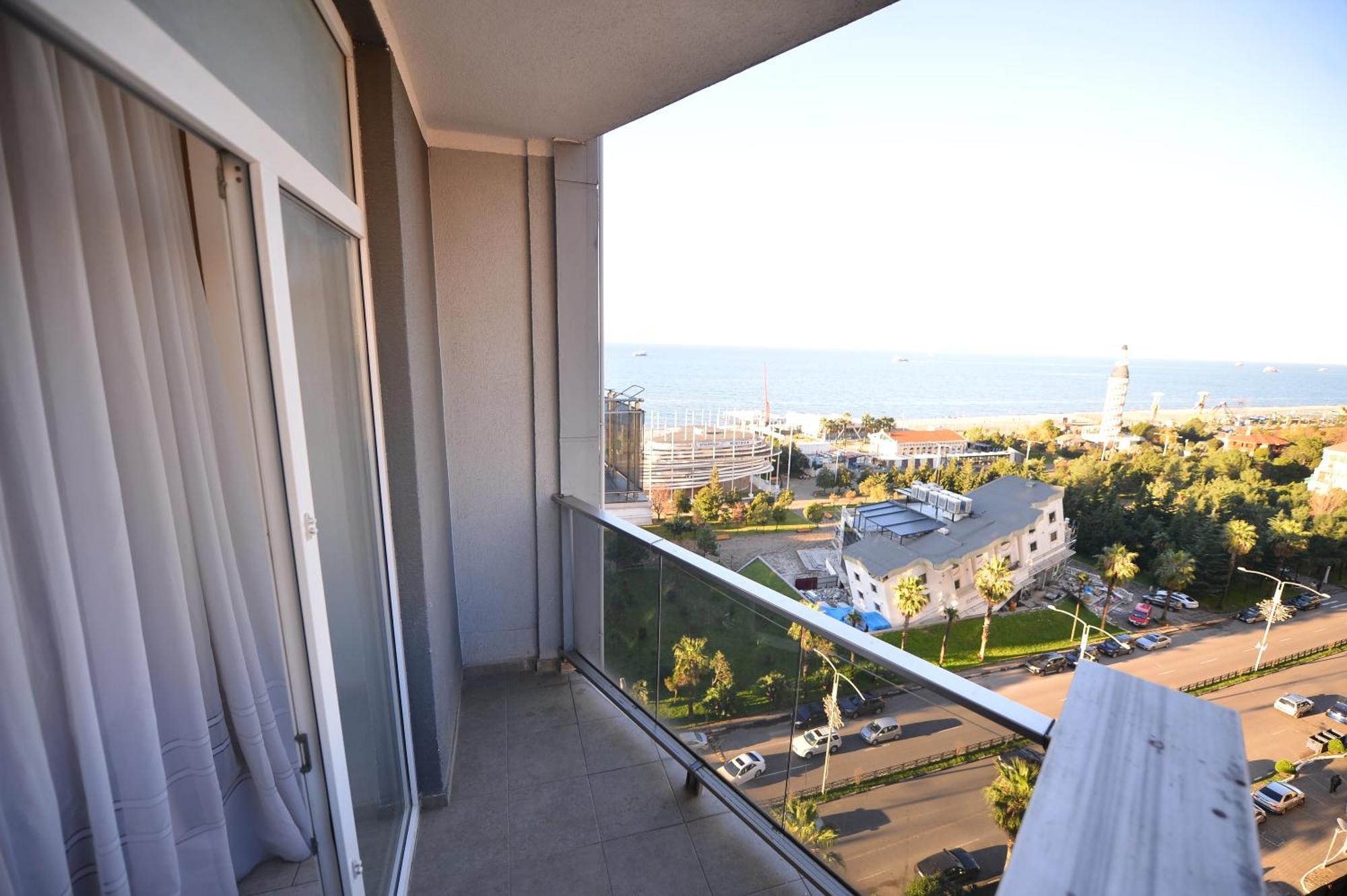 Orbi Batumi Apart Hotel Sea View Bagian luar foto